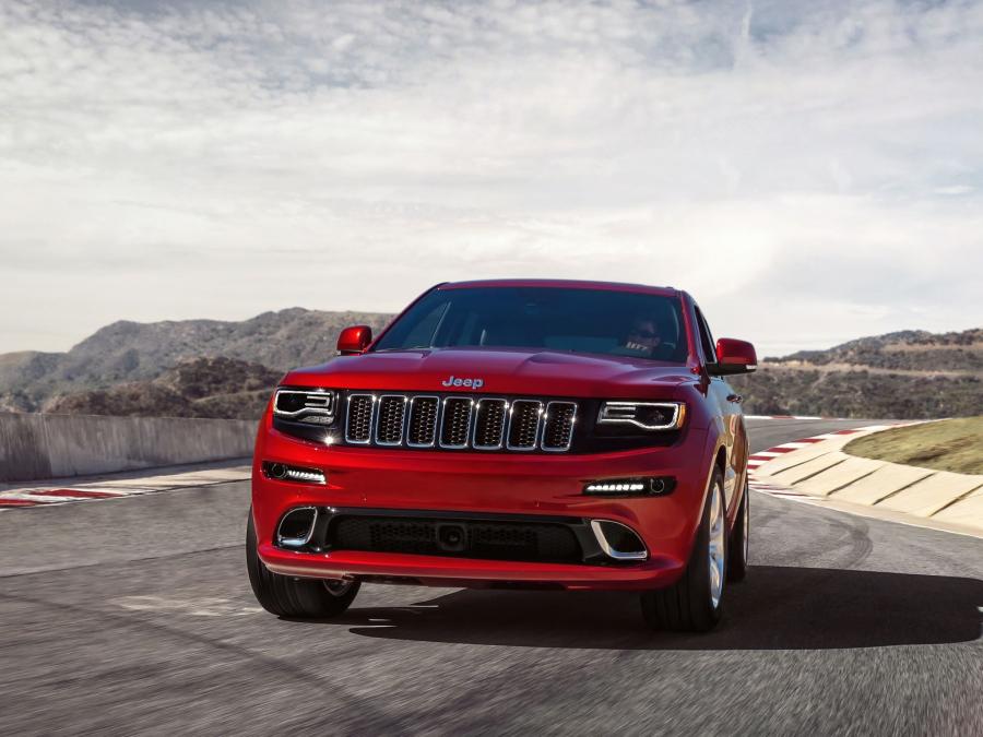  Jeep Grand Cherokee SRT 2013 года  (фото 5 из 16)
